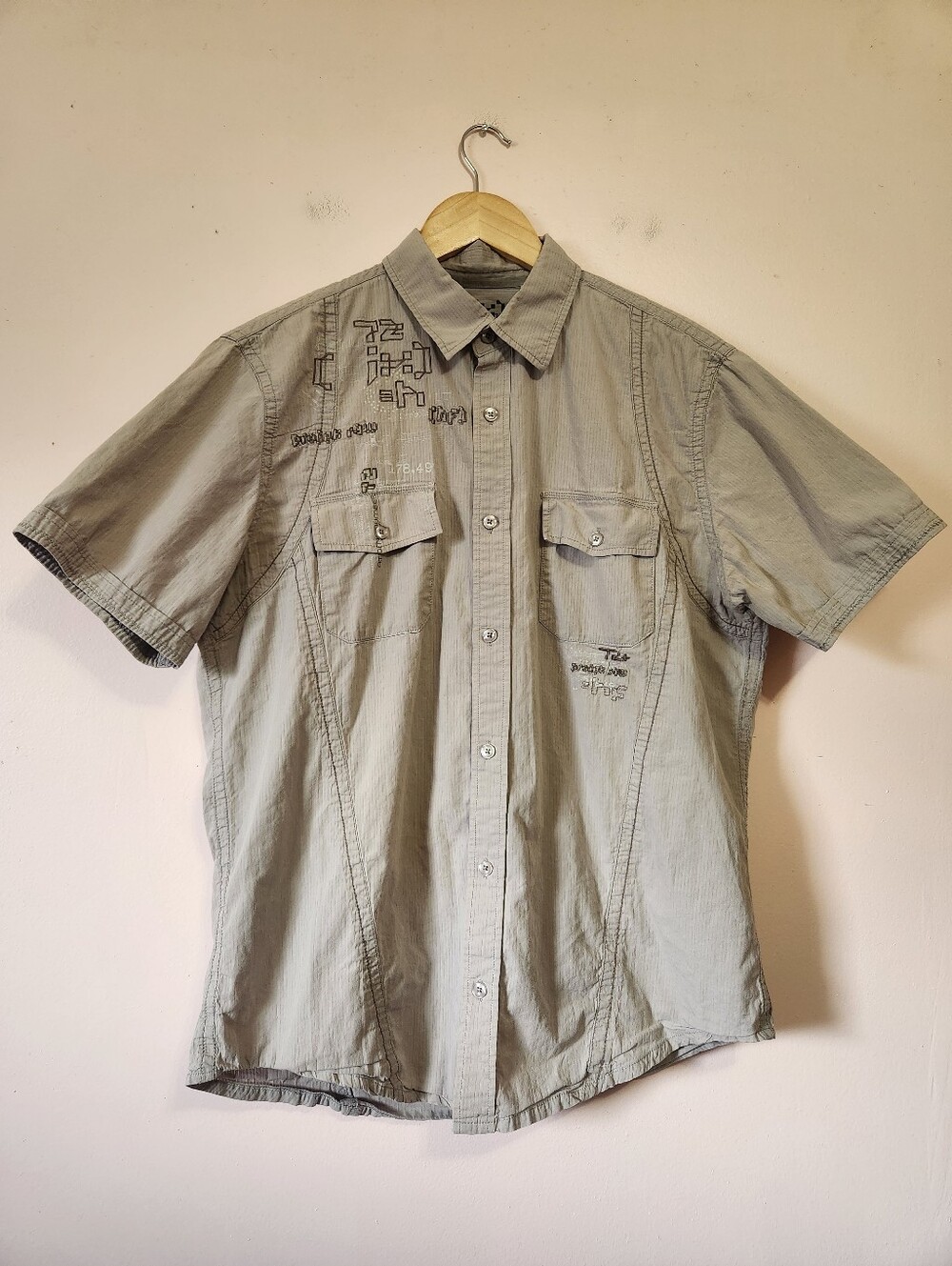 Projek Raw Graphic Utility Button-Down Shirt Short Sleeve Grey Y2K Cyber Size L